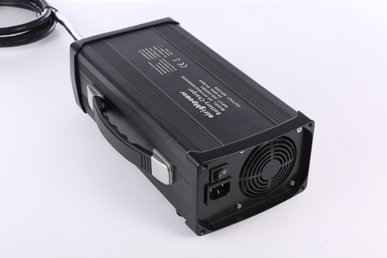 Caricatore nero 1500W Max Output della batteria al litio di 12v 24V 36V 48V 72V